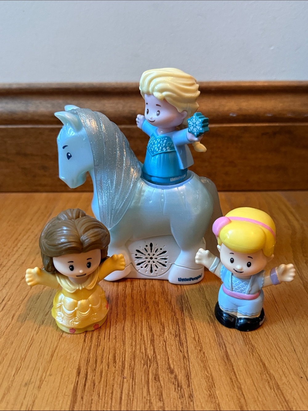 Fisher Price Little People Disney Frozen Elsa Light-Up Nokk HTF Lights & Sounds